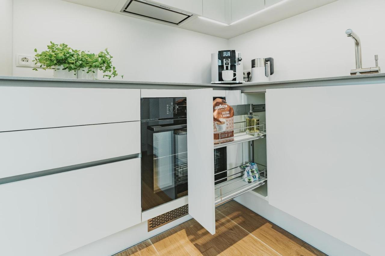 Oeoe Street Premium Apartment With Terrace Tartu Zewnętrze zdjęcie